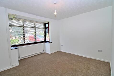Bedroom 2.JPG