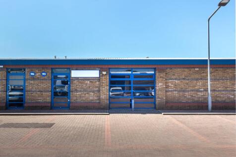 2020 915  Yeovil Road  STE9169.jpg