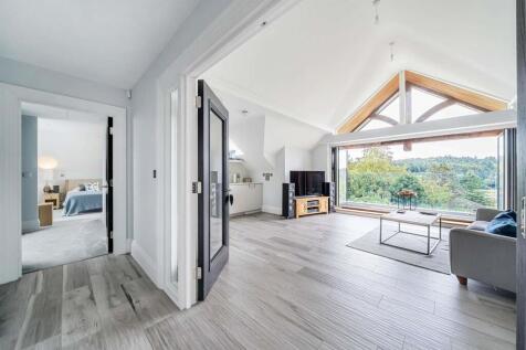 1031565 (2)c-1920.jpg