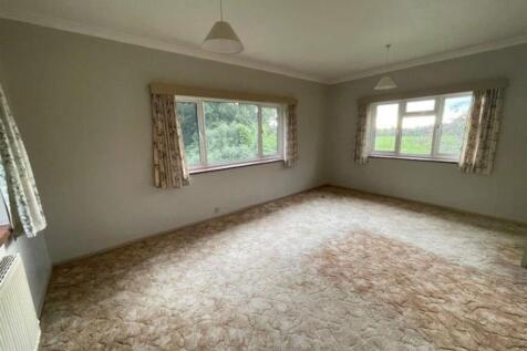 Scott's bedroom photo-1920.jpg