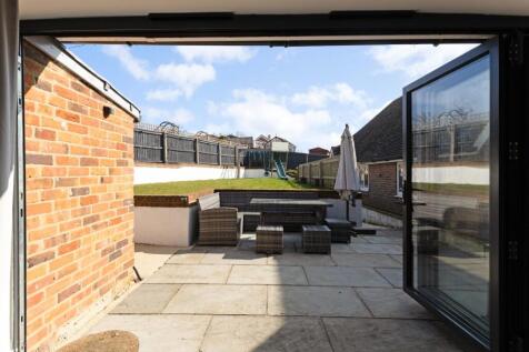 86658_Cleeve House Church Lane (27).jpg