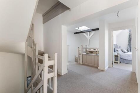 86658_Cleeve House Church Lane (48).jpg