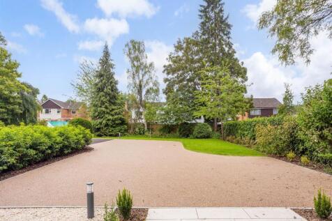 72975_9 Walnut Close Cheltenham (10)_low.jpg