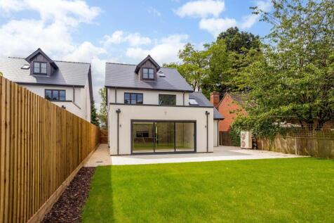 72975_9 Walnut Close Cheltenham (12)_low.jpg