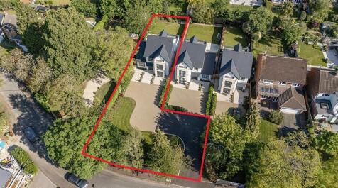 9 Walnut Close Aerial.jpg