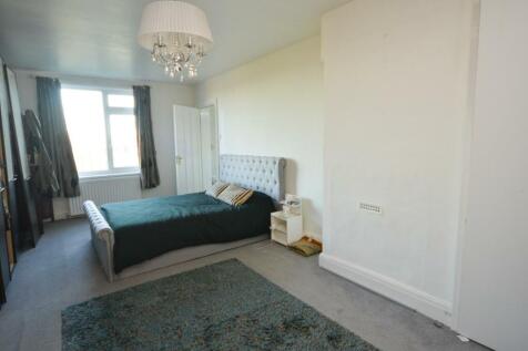 Principle bedroom.jpg