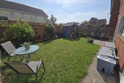 Additional Rear Garden