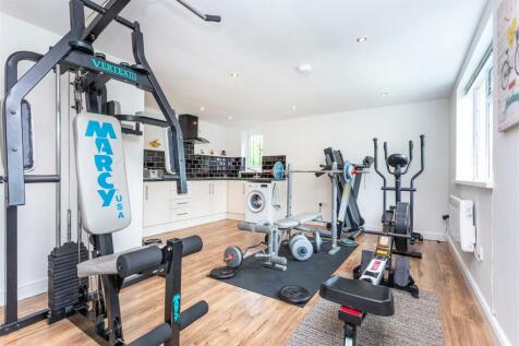 398 Holcombe Road-24.jpg