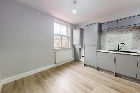 Flat-5-Crossley-Street-04152025_155523.jpg