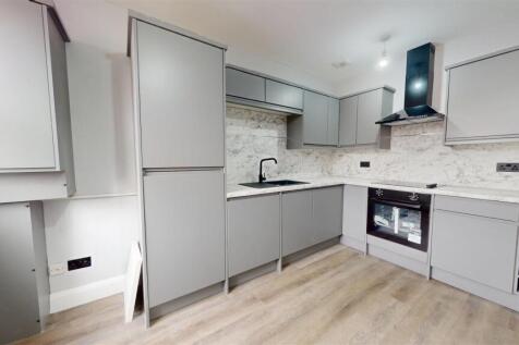 Flat-5-Crossley-Street-04152025_155447.jpg