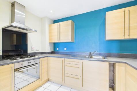 CAM01909G0-PR0365-STILL011