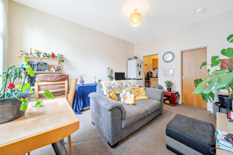 1312493-3-68591c9...