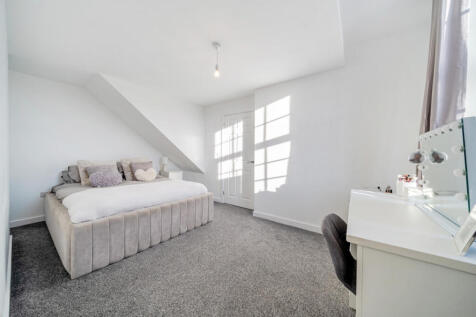 1385257-3-6926dfd...