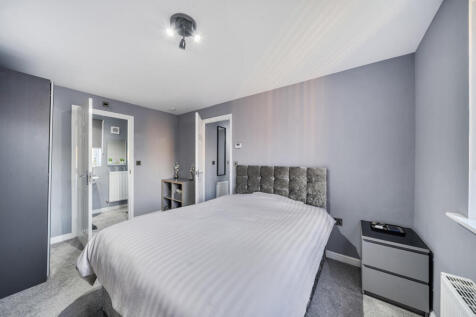 1387089-15-693956...