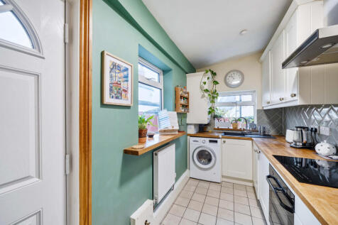 1393446-9-694a8ef...