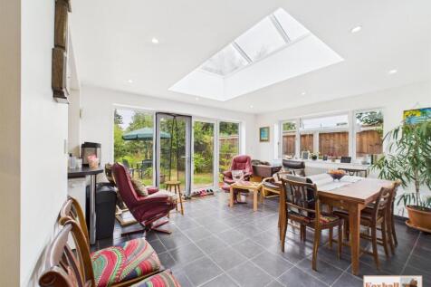 Family / Dining Room