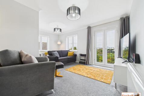 Lounge / Dining Kitchen Area