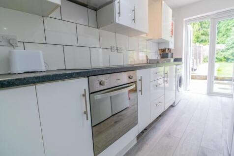 Kitchen/ Living Room