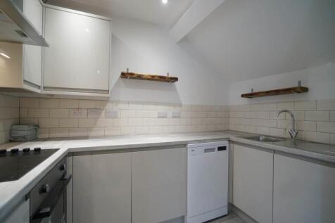 Kitchen 1.JPG