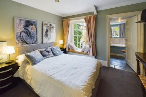 Bedroom with En-suite