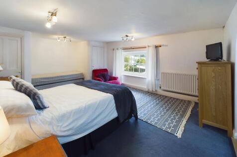 Bedroom with En-suite