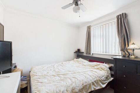 CAM03736G0-PR0097-STILL023.jpg