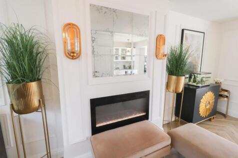 The Martyrs Close -37.jpg