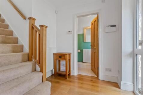 23 Overslade manor, Rugby NWM (16 of 37).jpg