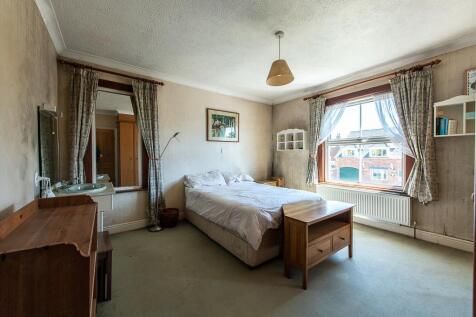 2 victoria av-hi-41.jpg