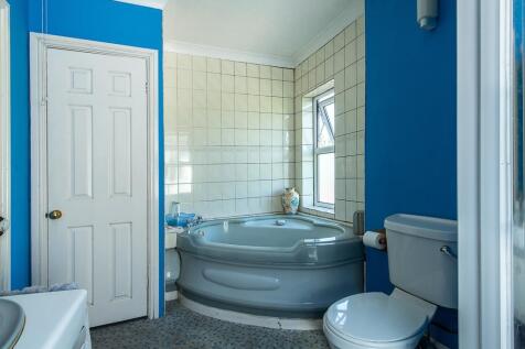 2 victoria av-hi-47.jpg