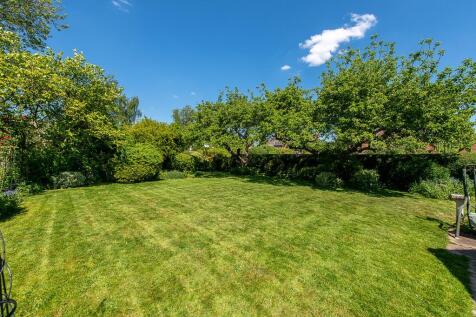 2 victoria av-hi-9.jpg