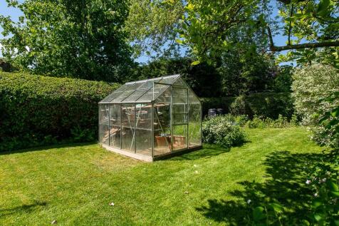 2 victoria av-hi-12.jpg