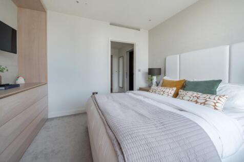 1320836-10-6867d5...