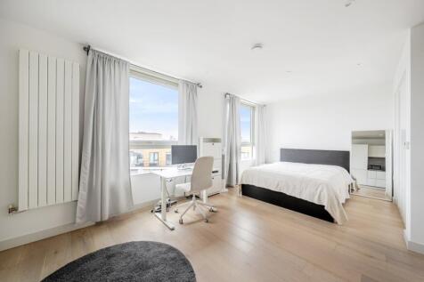 1333370-15-6890c1...