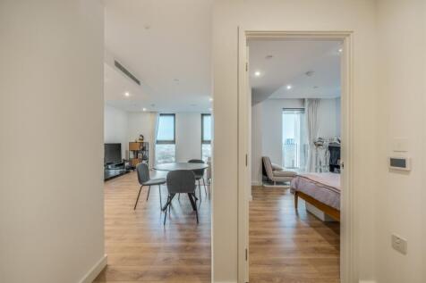 1376547-15-691137...