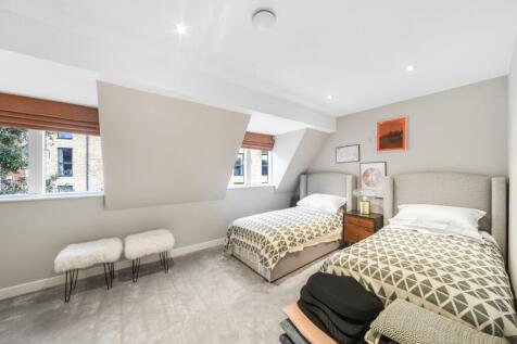 Wedgewood Mews