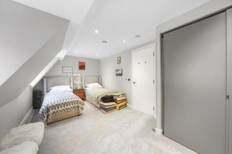 Wedgewood Mews