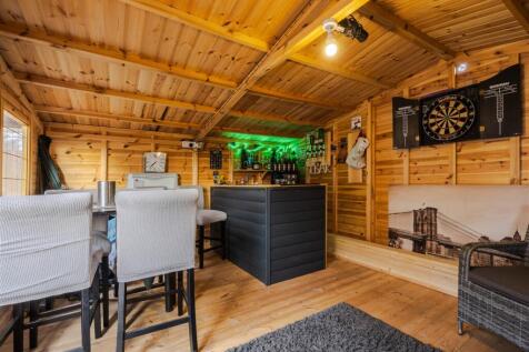 Outside bar