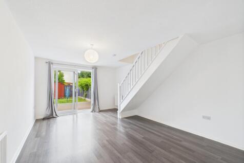 CAM01740G0-PR0424-STILL013