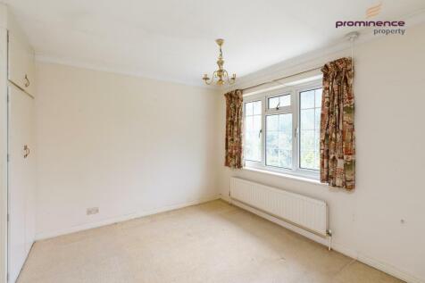 Fulmar Close-11_lge
