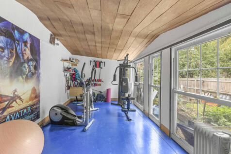 145 Courthouse Road, SL6 6HY (LOW RES)-15