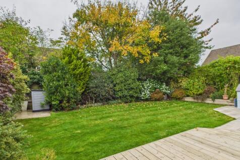 CAM02136G0-PR0478-STILL022