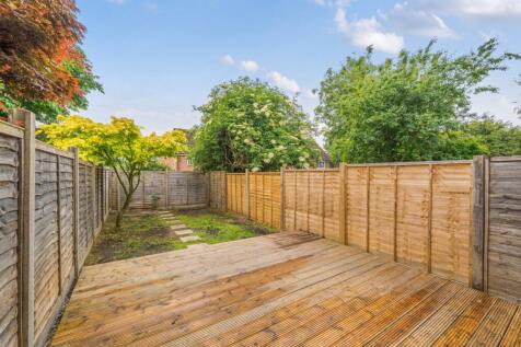 Decking and Garden