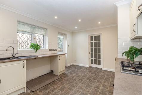 Kitchen-2.jpg