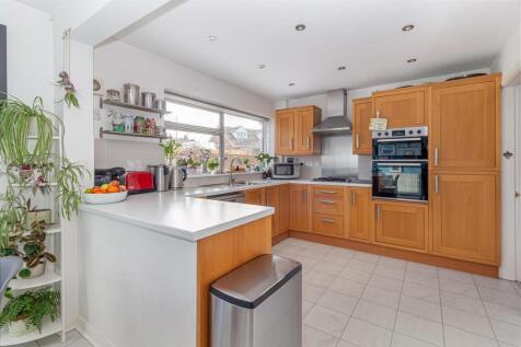Kitchen-3.jpg