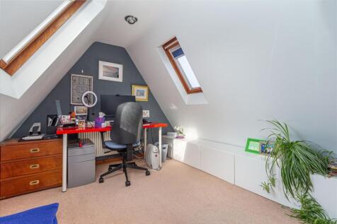 attic-room-2 2.jpg