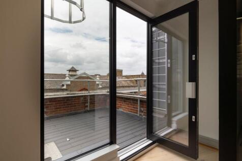 44-46 Sekforde St - terrace door and rooftop vie