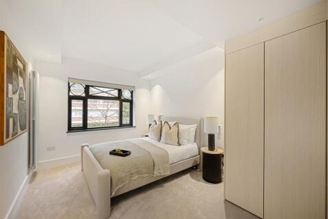 Flat 7 Parkwood Point Hi-14.jpg