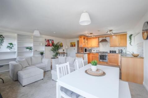 Kitchen/Living Room