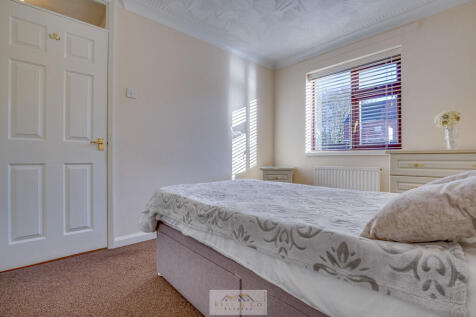 Bedroom 1.2